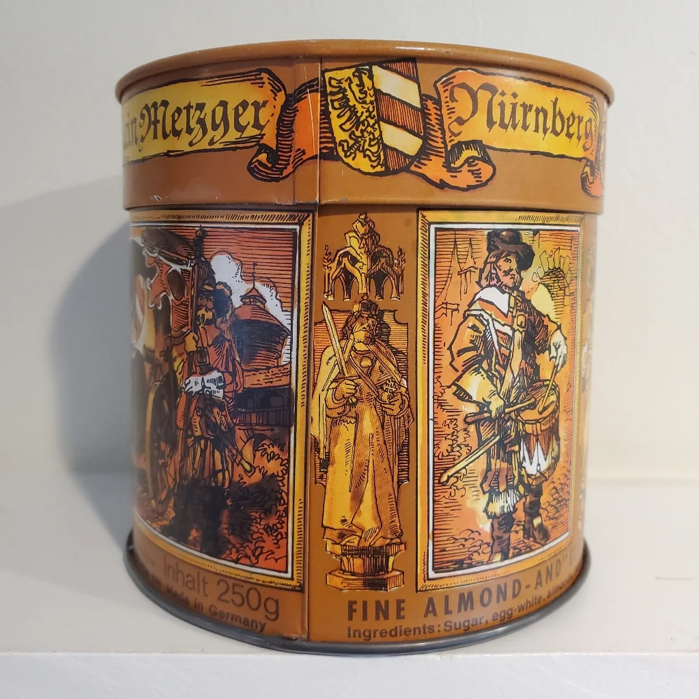 Vintage German Haeberlein Metzger almond & spiced cake tin - Picture 2 of 10